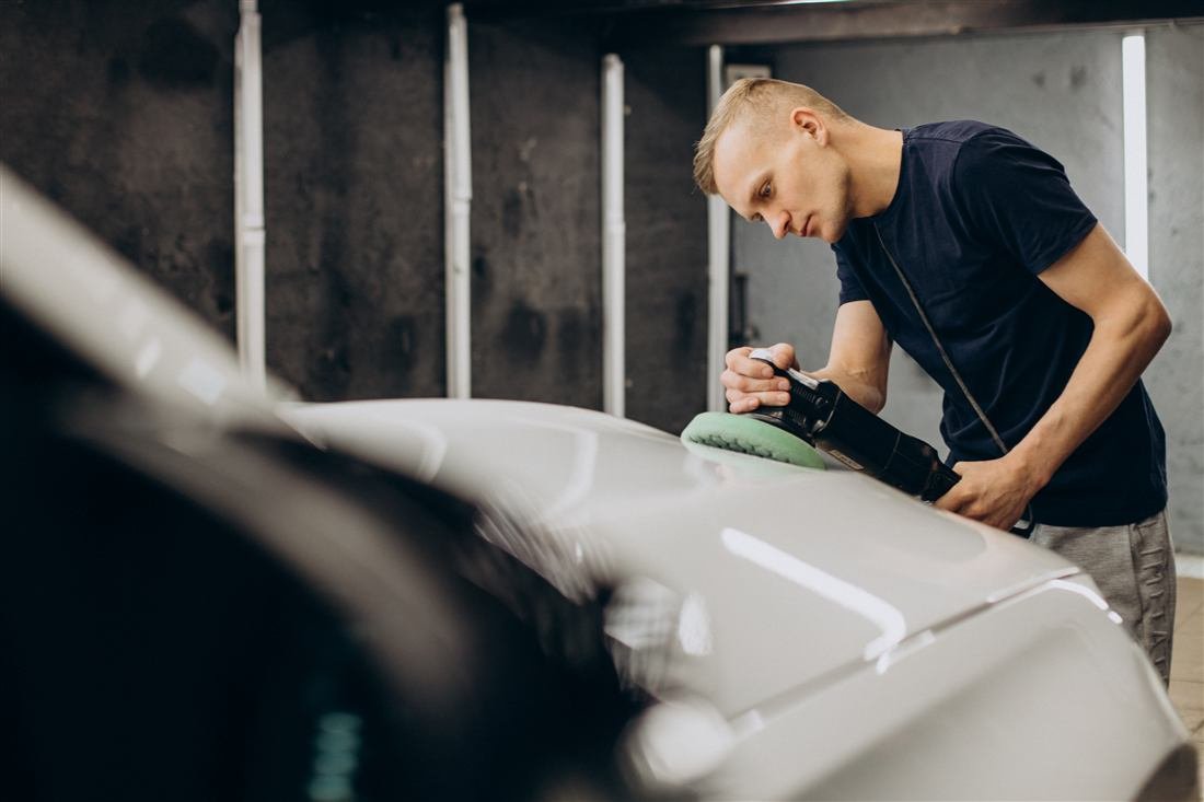 Car polishing service in Surat